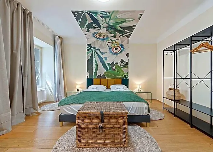 Aparthotel Kh Mariahilf 4*